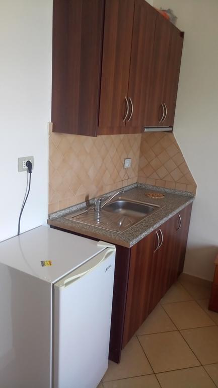 Eglent's Tourist House Saranda